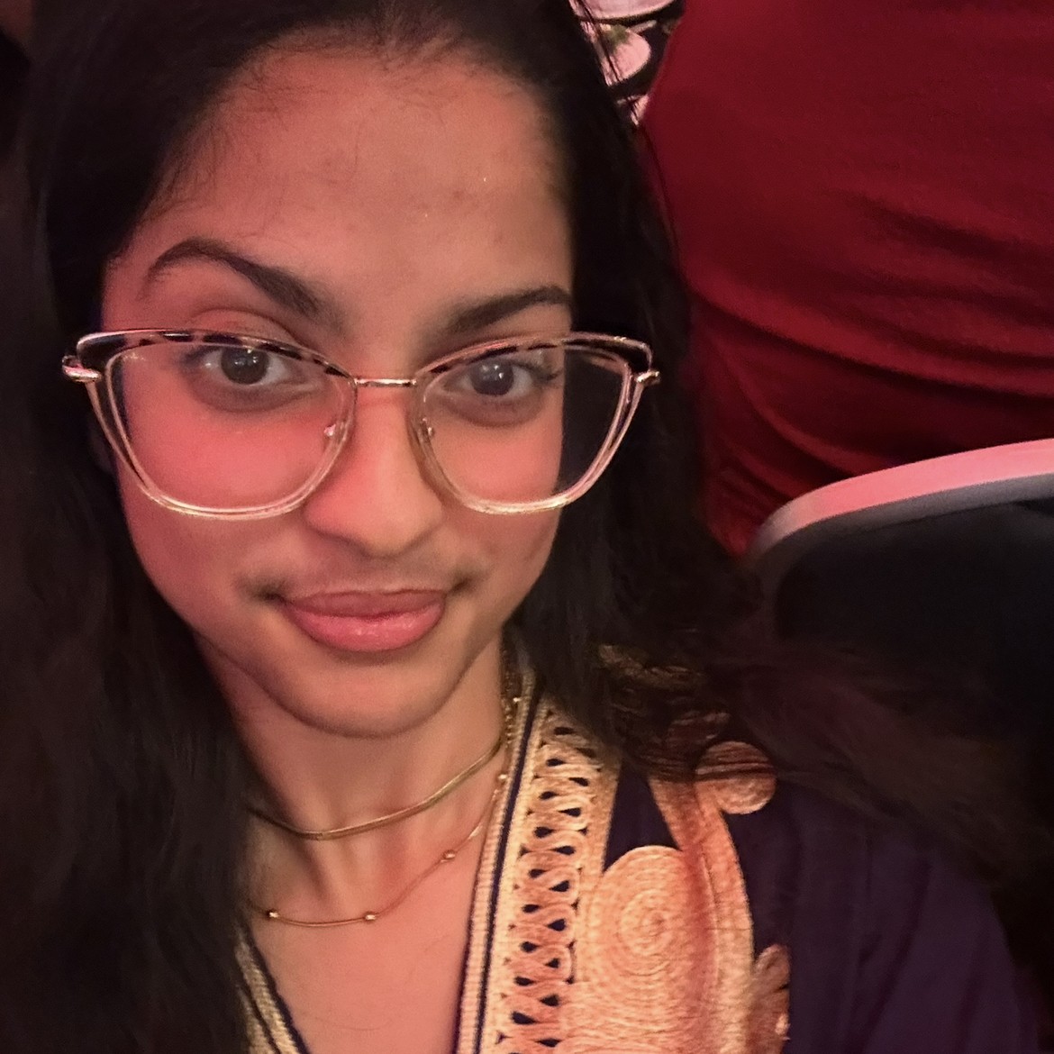 Blue Goldsmiths SU logo - a white G on a blue circle